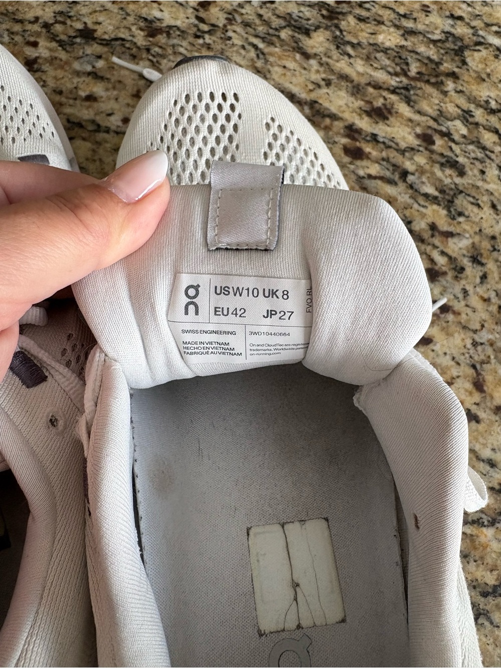 On Running White Athletic Running Shoes - Picture 4 of 5